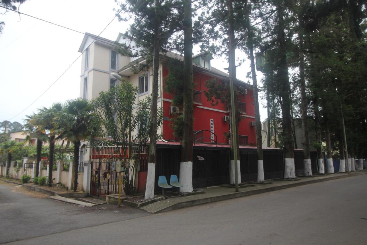 Hotel Nodmax Ureki Bagian luar foto