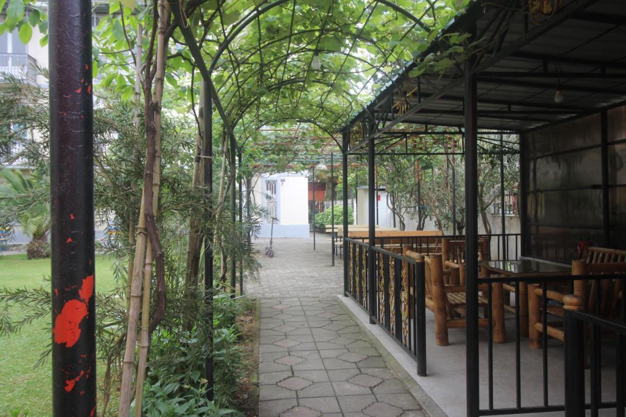 Hotel Nodmax Ureki Bagian luar foto